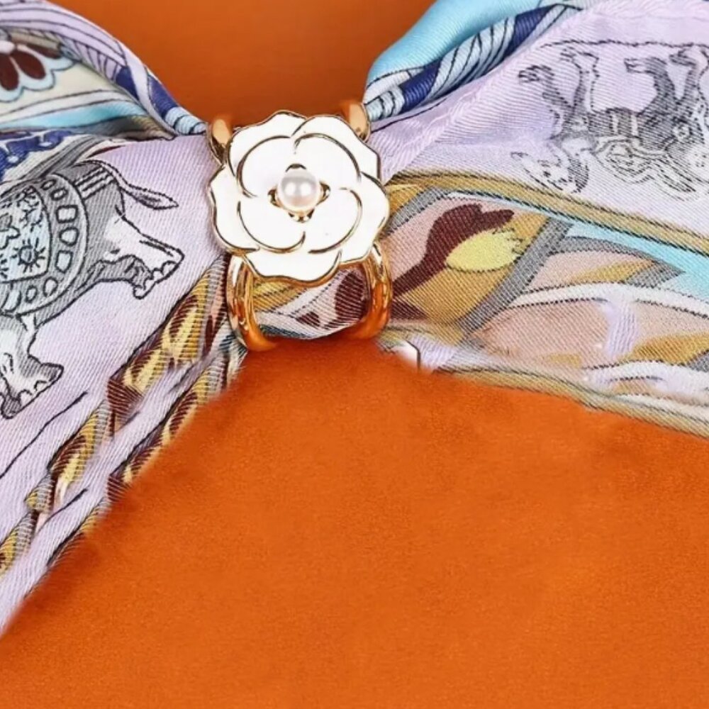 ELEGANT FLORAL SCARF RINGS - Picture 6 of 6